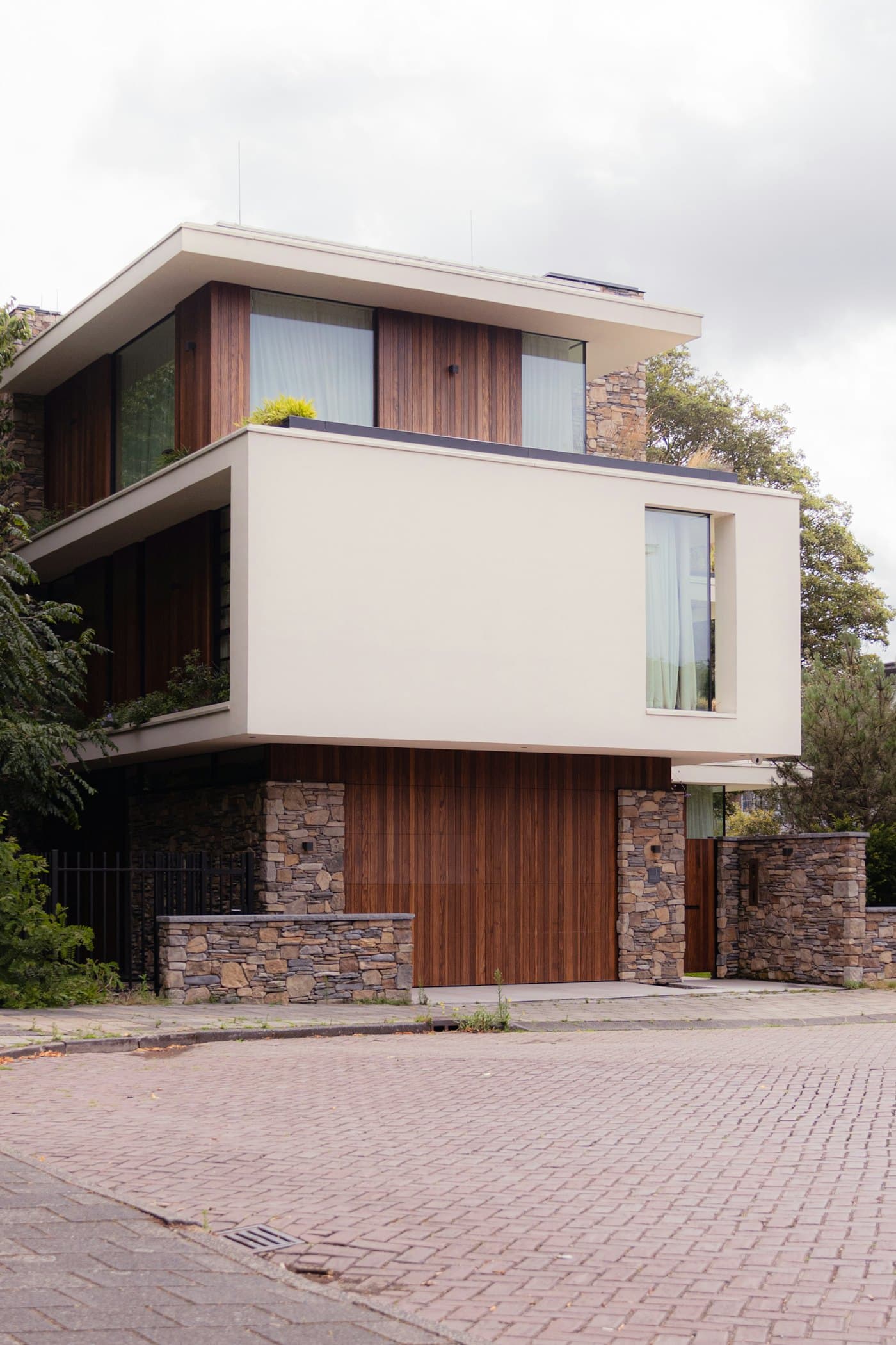 Modern 4BR House in Bekasi